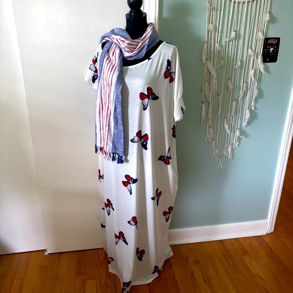 White Dress with Red and Blue Butterflies - Picture 1 of 10